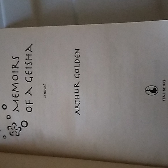 (10/$10) Memoirs of a Geisha Novel - Picture 5 of 5